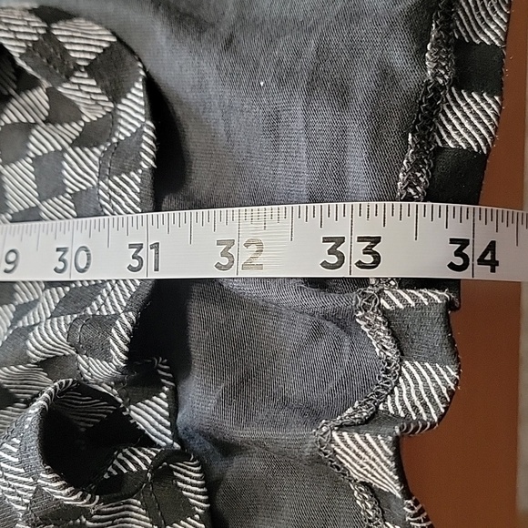 A Walk in the Park Size M Gray Snowmen Graphic Print Open Cardigan - Picture 12 of 12